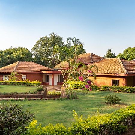 Saffronstays Garnet House Mahābaleshwar Exteriör bild
