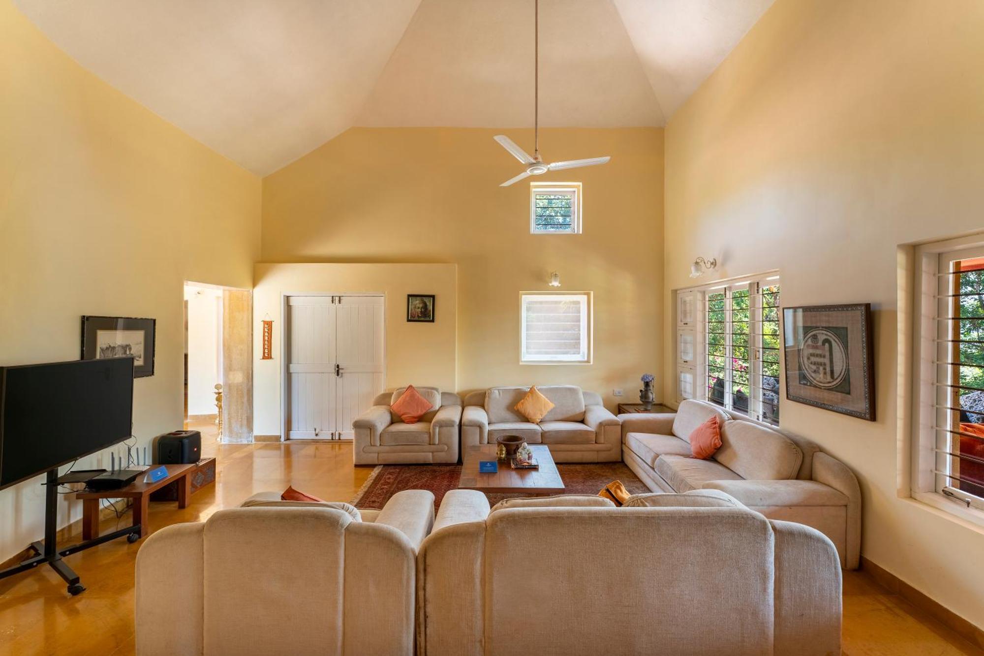 Saffronstays Garnet House Mahābaleshwar Exteriör bild