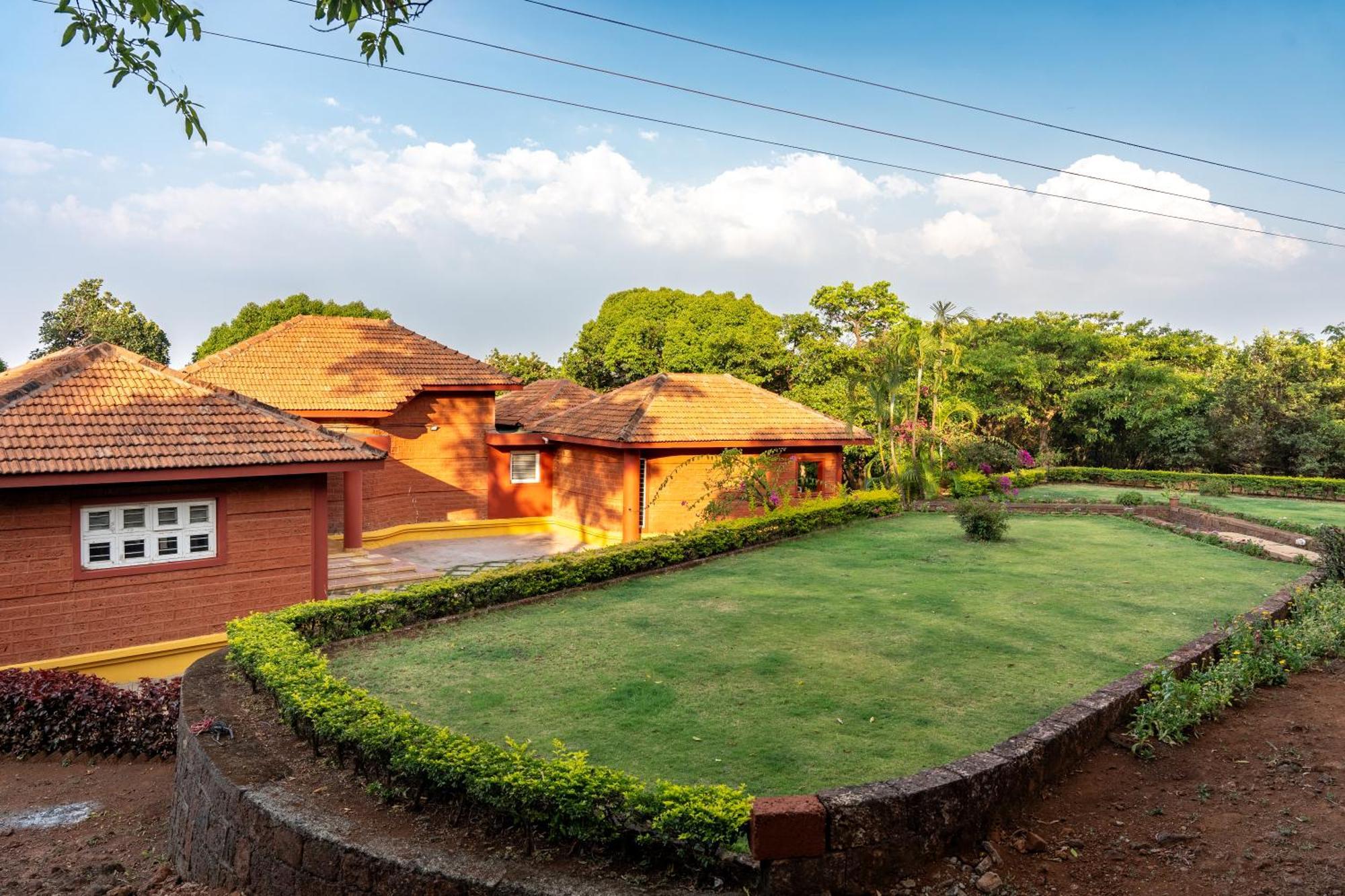 Saffronstays Garnet House Mahābaleshwar Exteriör bild