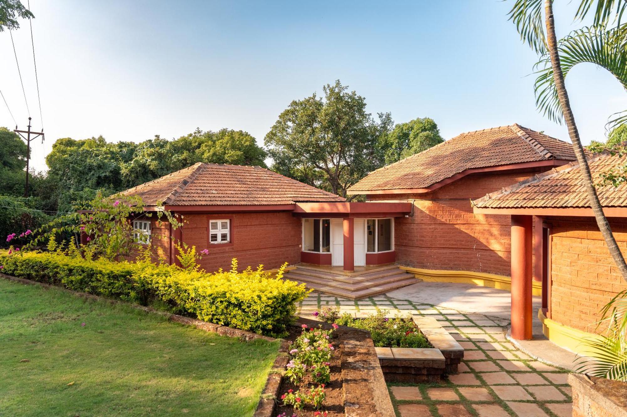 Saffronstays Garnet House Mahābaleshwar Exteriör bild