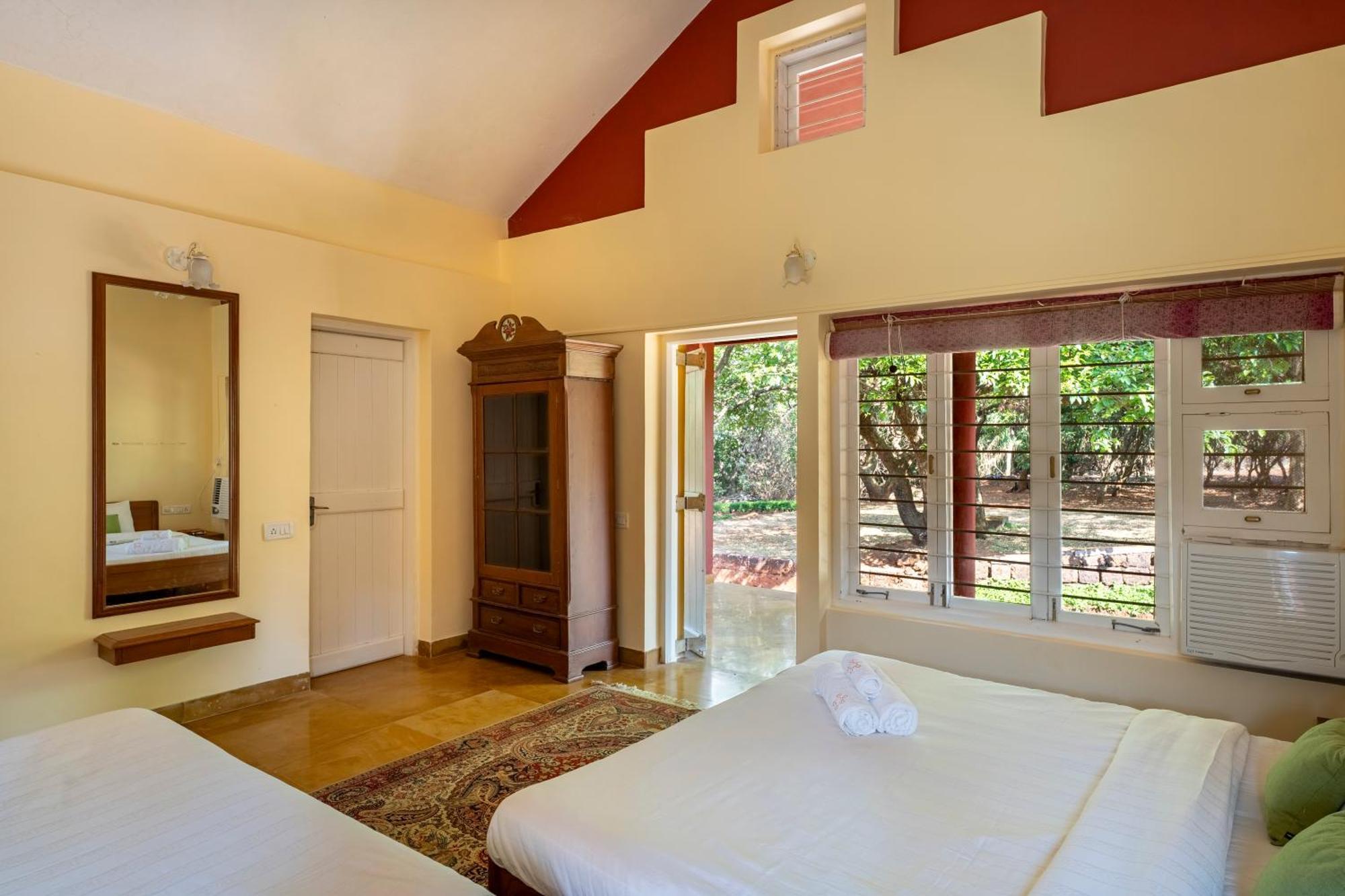 Saffronstays Garnet House Mahābaleshwar Exteriör bild