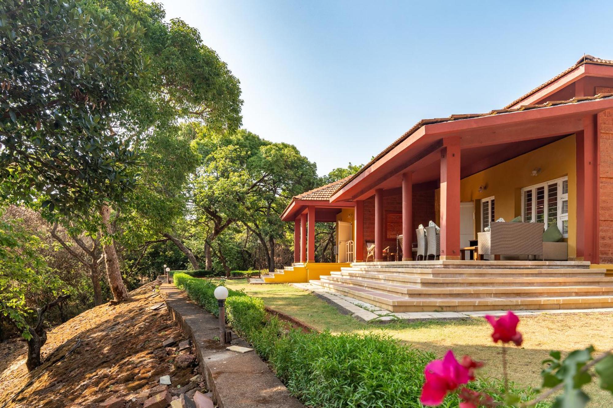 Saffronstays Garnet House Mahābaleshwar Exteriör bild