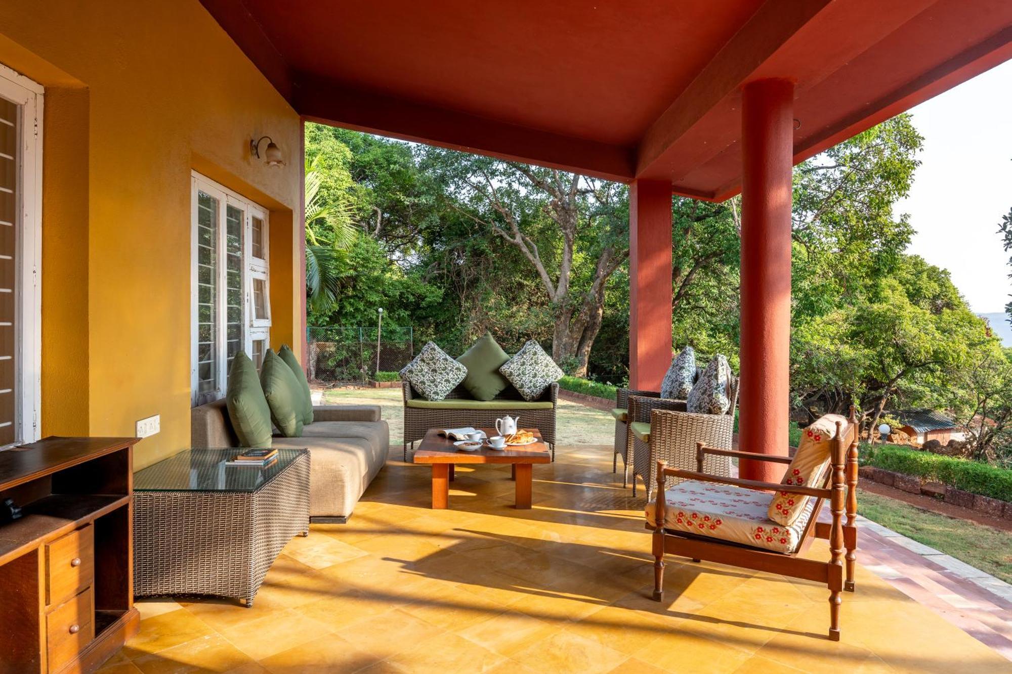 Saffronstays Garnet House Mahābaleshwar Exteriör bild